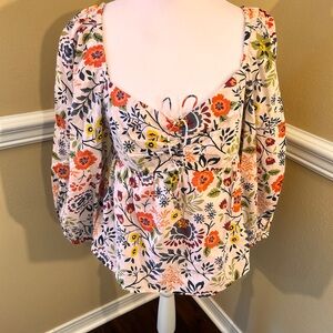 2/$30 Velvet by Graham & Spencer Cropped Floral Blouse